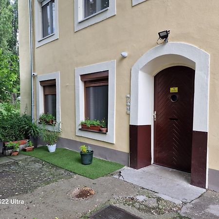 Matyas Apartman Tata Zewnętrze zdjęcie